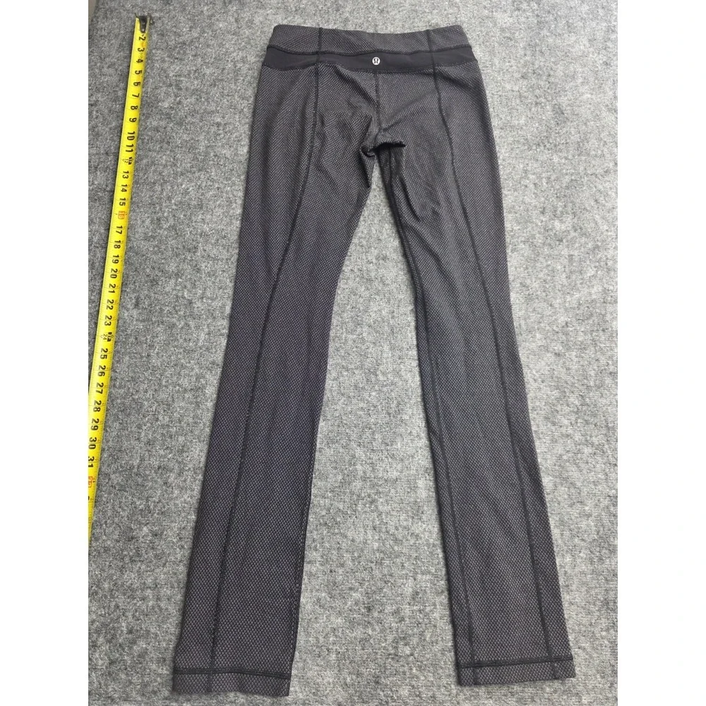 lululemon Women's Black Geometric Straight Pants 6 32